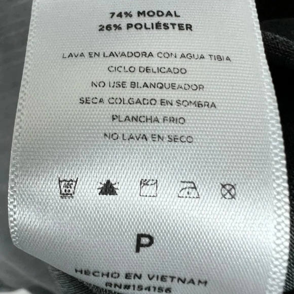 Mod Ref Women's Essential V-Neck Modal Shirt Gray Short Sleeve Back Pleat Small - Picture 9 of 9